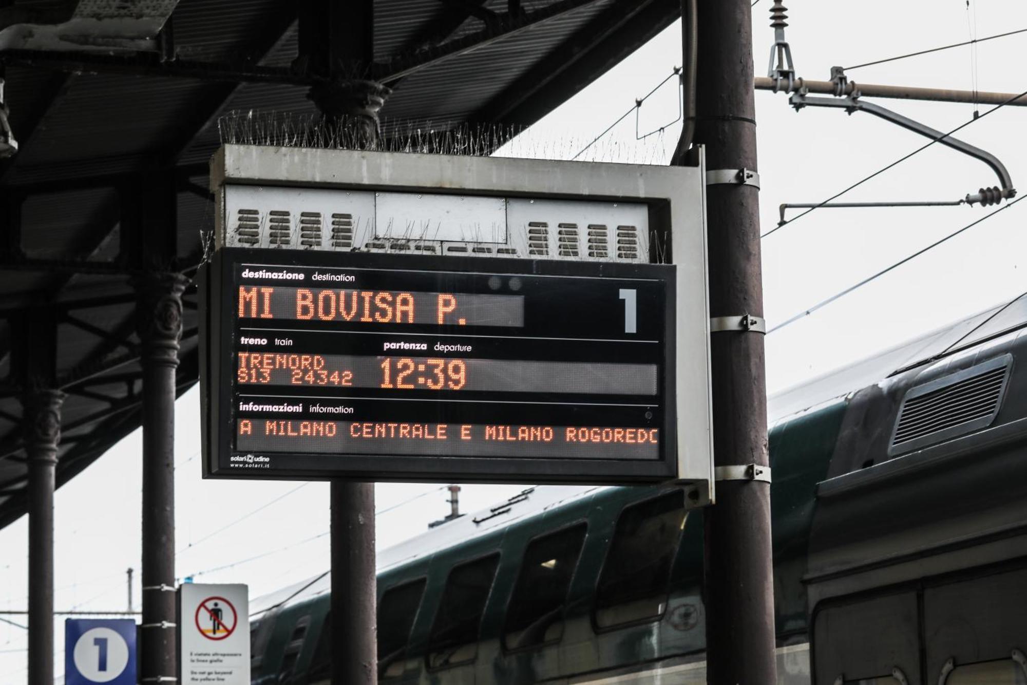 Angolo Alla Stazione - Bilocale Ristrutturato Zona Stazione E Ospedali Pavia Exterior foto
